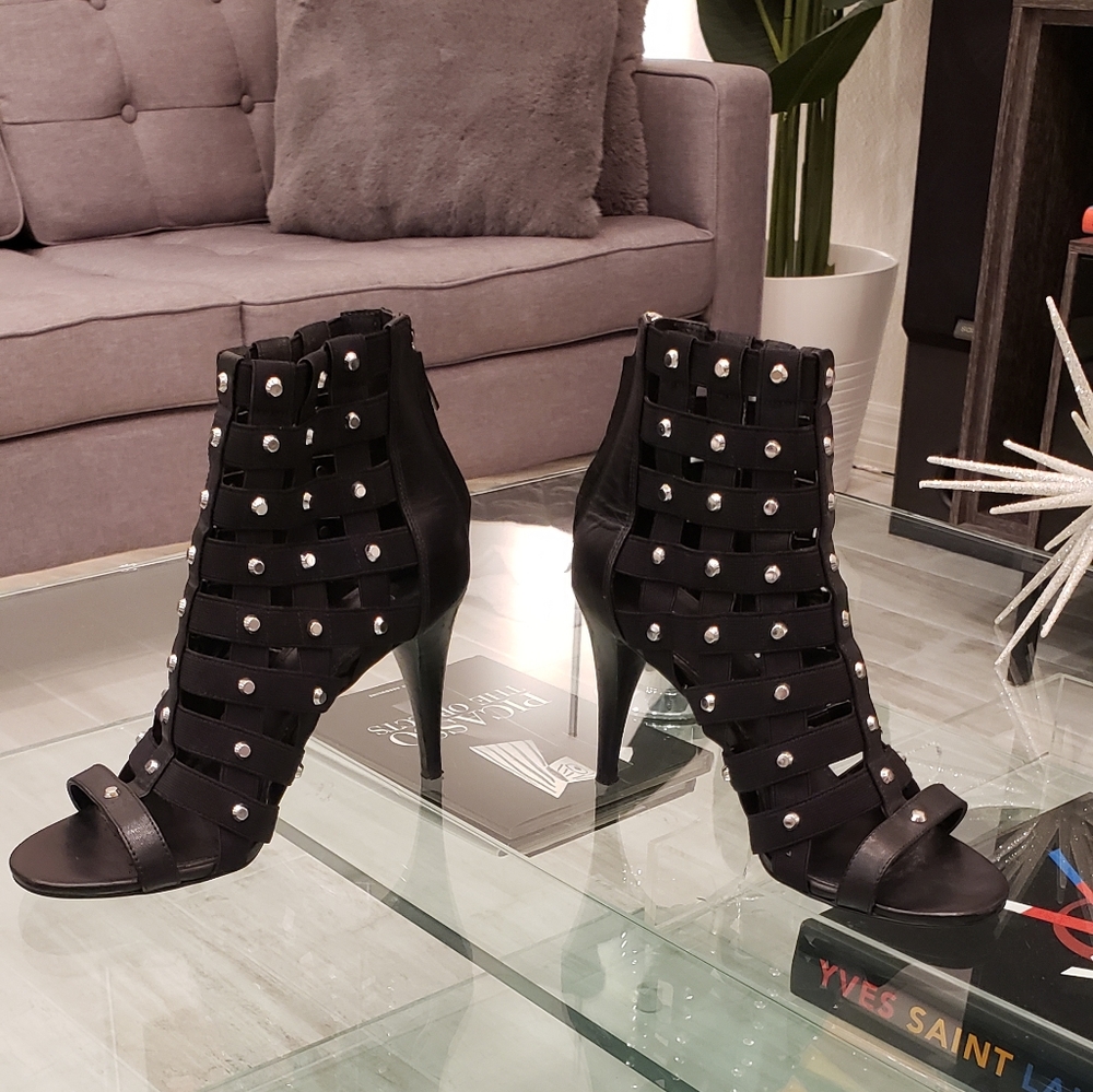 EUC - Michael Kors Sherry open toe black  studded gladiator bootie sandals